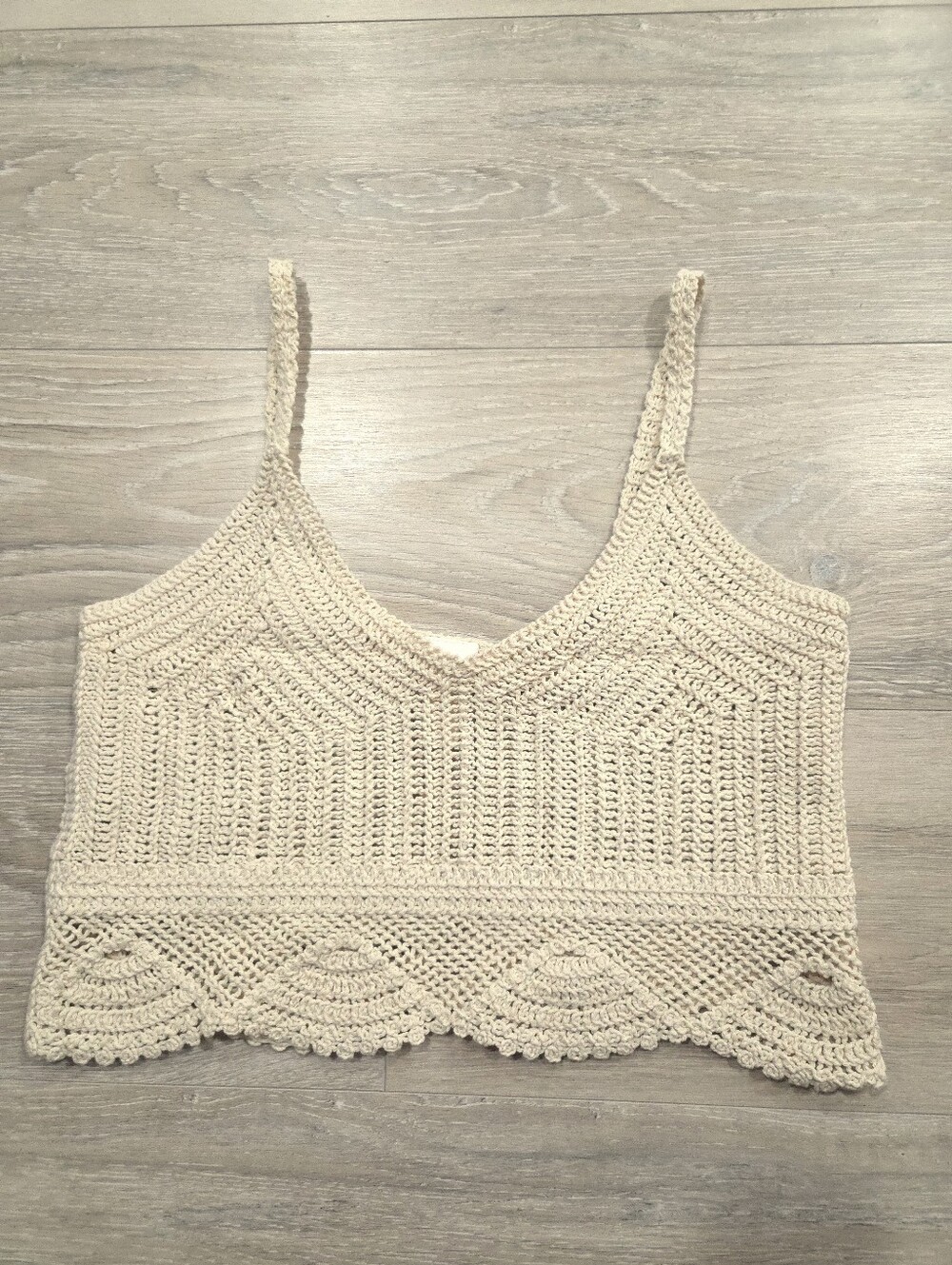 H&M Cream Off White Crochet Knit Crop Top Tank Size Medium